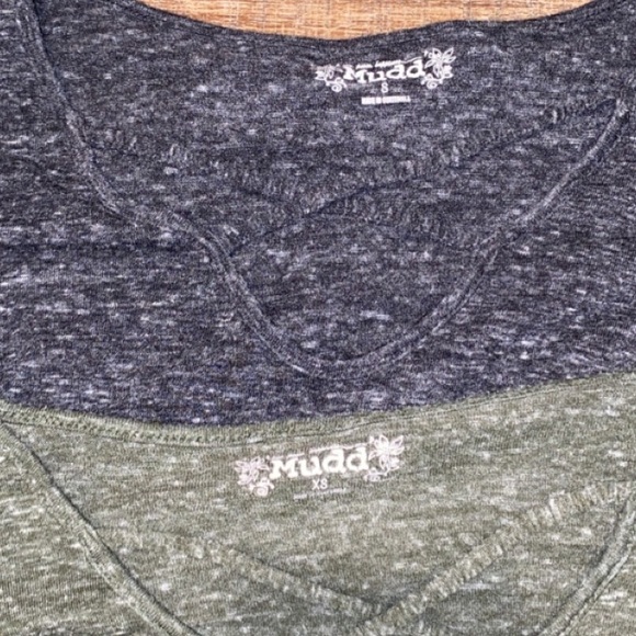 2 Mudd quarter sleeves! - Picture 2 of 3